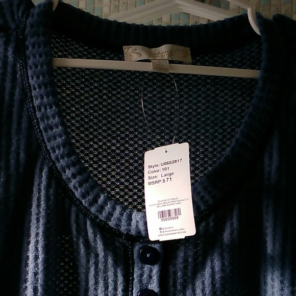 NWT Navy blue sweater by Suzanne Betro - Picture 2 of 5
